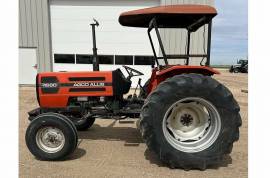 1991 AGCO Allis 4660 Tractor