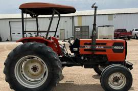 1991 AGCO Allis 4660 Tractor