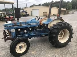 1990 Ford 3910 Tractor