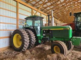 1990 John Deere 4555 Tractor