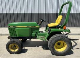 1986 John Deere 855 Tractor
