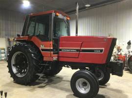 1985 International Harvester 3288 Tractor