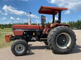 1985 Case IH 685 Tractor