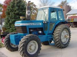 1983 Ford TW-10 Tractor
