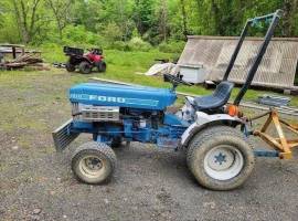 1983 Ford 1210 Tractor