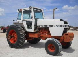 1982 J.I. Case 2590 Tractor