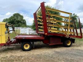 1980 New Holland 1069 Bale Wagons and Trailer