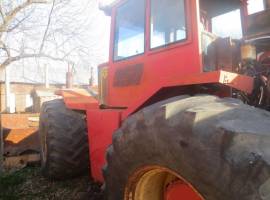 1977 Versatile 950 Tractor