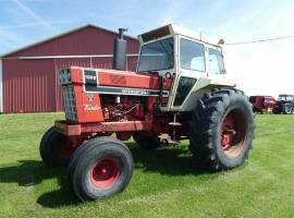 1976 International Harvester 1066 Tractor