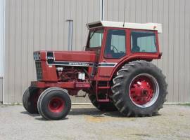 1976 International Harvester 1566 Tractor