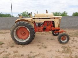 1966 J.I. Case 830 Tractor