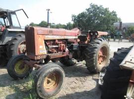 1965 International 806 Tractor