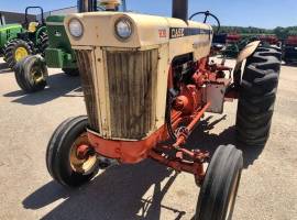 1964 J.I. Case 830 Tractor