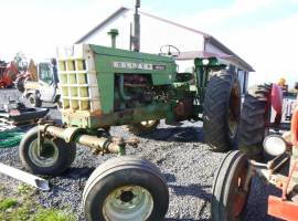 1964 Oliver 1650 Tractor