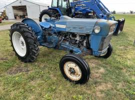 1963 Ford 2000 Tractor