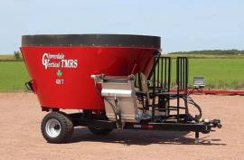 2022 Cloverdale 285T Feed Wagon