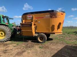 Kuhn Knight 5032 Grinders and Mixer