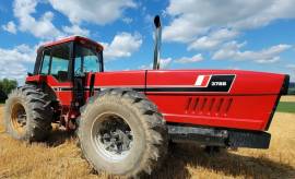 International Harvester 3788 Tractor