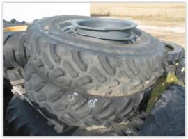 Goodyear 14.9 R30 Wheels / Tires / Track