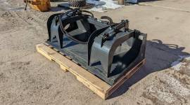 Wolverine Grapple Loader and Skid Steer Attachment