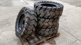 Camoplast 36X14-20 Wheels / Tires / Track