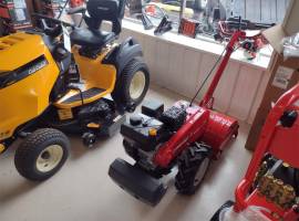 Troy Bilt MUSTANG DUAL-DIRECTION Lawn and Garden