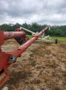 Farm King 1060 Augers and Conveyor