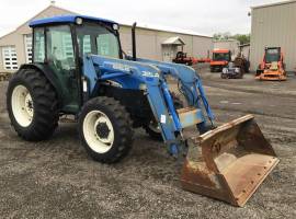 New Holland TN75D Tractor