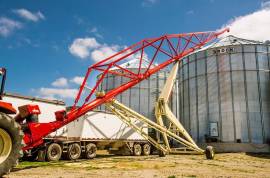 2022 Farm King 13114 Augers and Conveyor