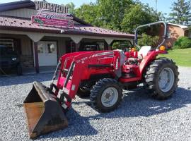Massey Ferguson 1533 Tractor