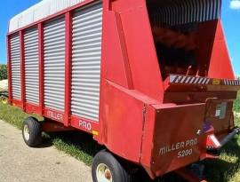 Miller Pro 5200 Forage Wagon