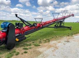 2022 Universal 2295 SD Augers and Conveyor