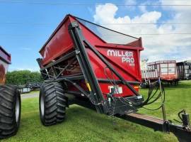 Miller Pro 9016 Forage Wagon