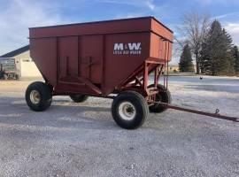 M&W 300B Gravity Wagon