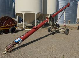 Farm King 1036 Augers and Conveyor