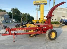 New Holland 790 Pull-Type Forage Harvester