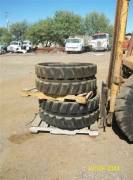 Solideal 400x81x74 Wheels / Tires / Track
