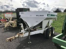 Willmar S500 Pull-Type Fertilizer Spreader