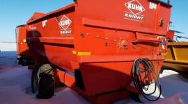 Kuhn Knight 3136 Grinders and Mixer