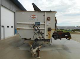 Kuhn Knight 3170 Grinders and Mixer