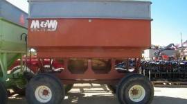 M&W Little Red Wagon Grain Cart