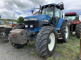 Ford New Holland 8670 Tractor