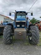 Ford New Holland 8670 Tractor