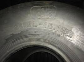 BKT 16.9-24 Wheels / Tires / Track