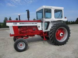 Minneapolis-Moline G950 Tractor