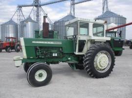 Oliver G1355 Tractor