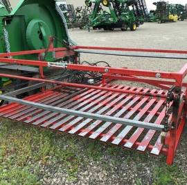 Steffen Systems 2250 Hay Stacking Equipment