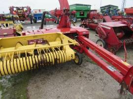 New Holland 790H Pull-Type Forage Harvester