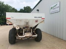 Willmar Super 600 Pull-Type Fertilizer Spreader