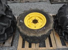 John Deere 8-16 Wheels / Tires / Track